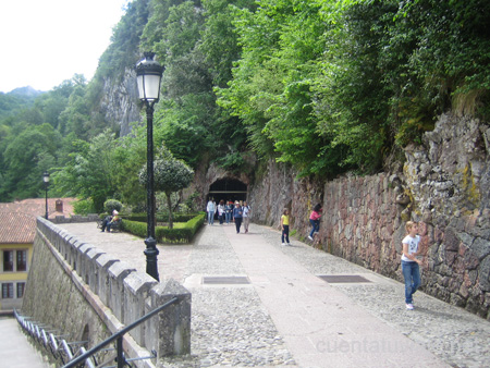 Santuario de Covadonga; Asturias.